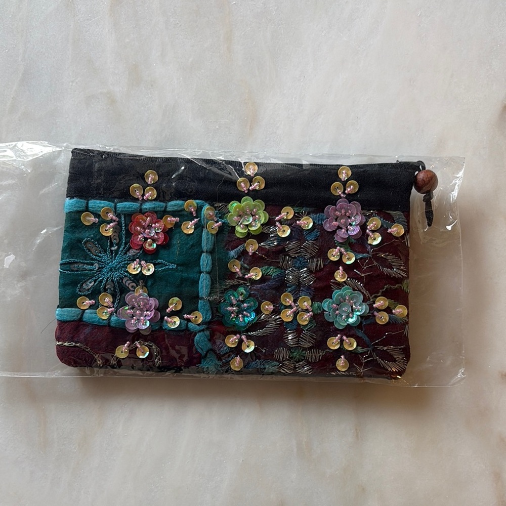 Embroidered Floral Small Zipper Bag NWOT